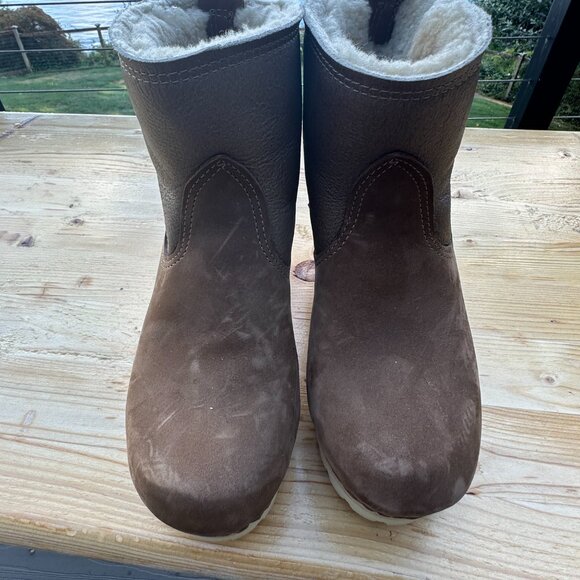 No. 6  5" Pull on Shearling Clog Boot on Mid Heel in Brown - Size 8 - NWOT - Picture 3 of 5